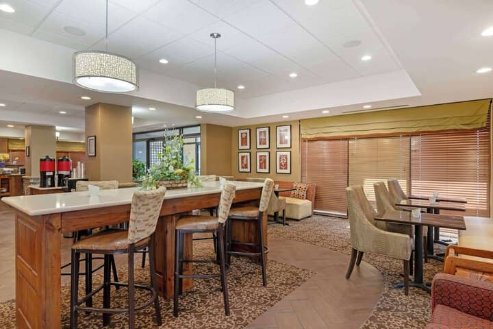 Breakfast area