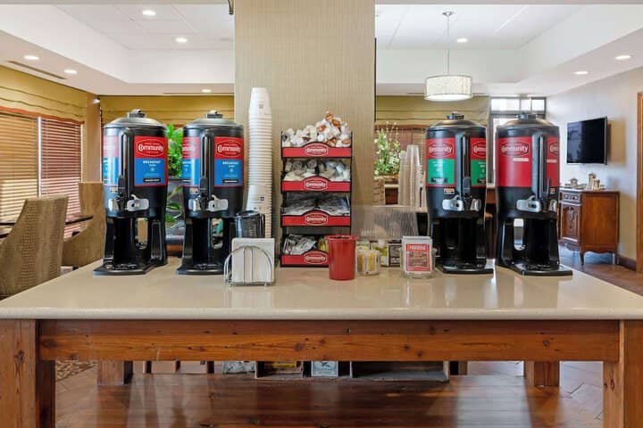 Breakfast area